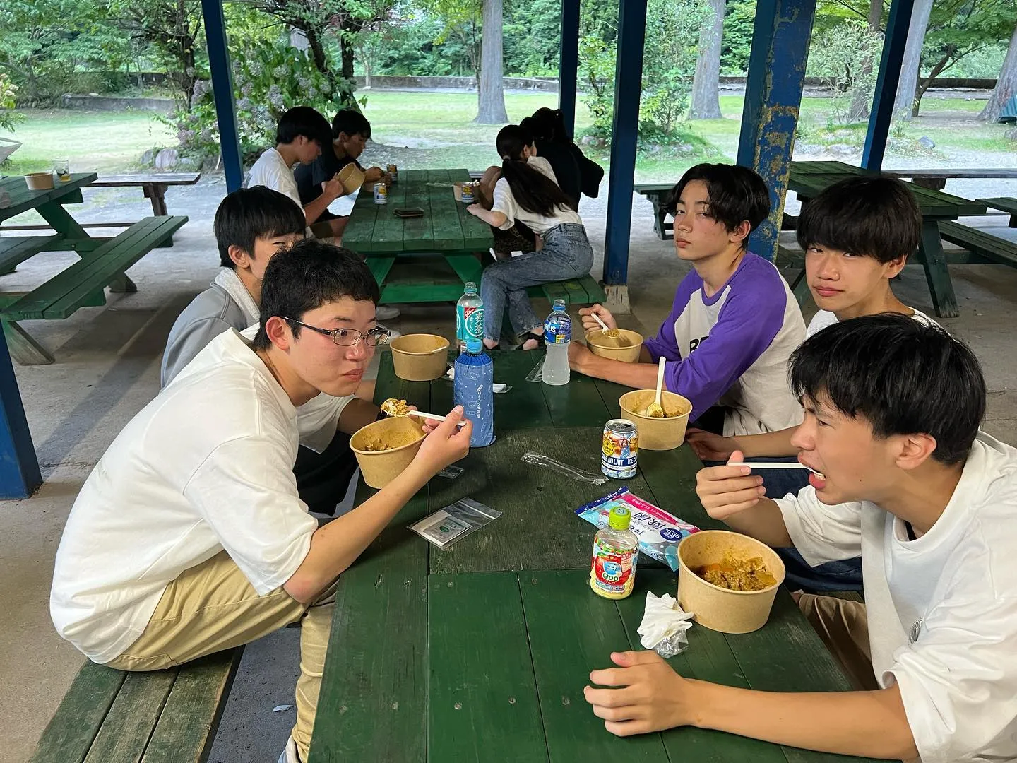 甘口組と中辛組に分けて夕ご飯🍛