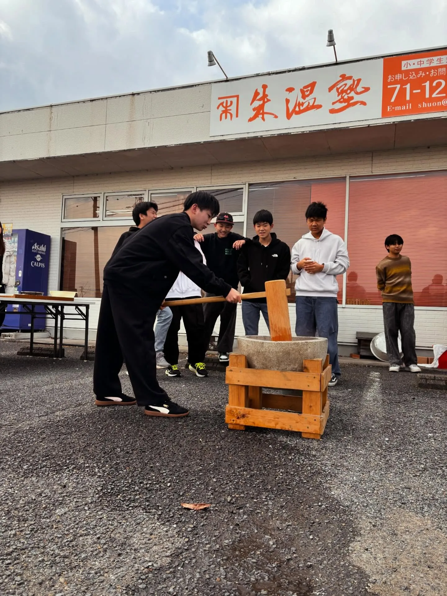 今年もみんなで餅つきしました🎵